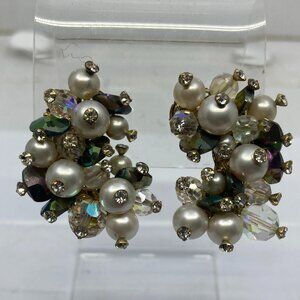 Vtg VENDOME Miriam Haskell style faux pearl chunky clip earrings
